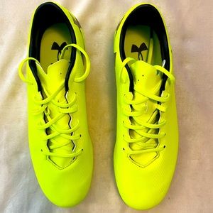 BNWOT UNDER ARMOUR FORCE 3.0 FG US:8.5/EU42